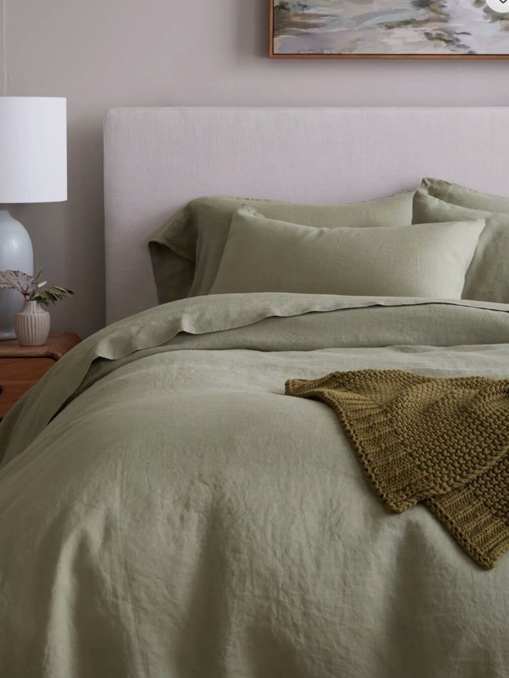 Quince European Linen Duvet Cover Set, Queen / Full in Willowleaf/Green (flaw) - Picture 3 of 9